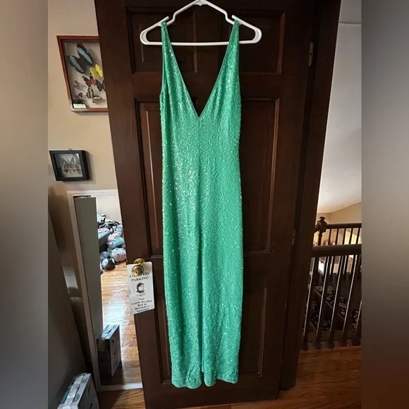 Gorgeous BCBGMAXAZRIA sequin prom/wedding guest dress!!